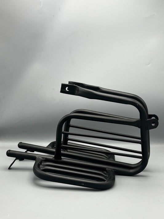 Cb150 F Footrest plate